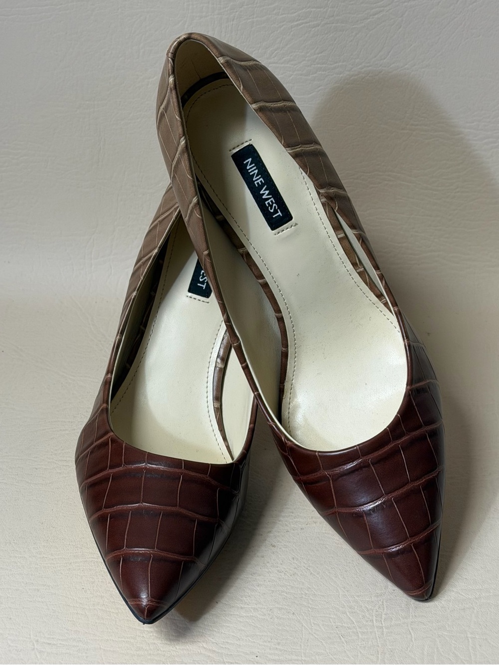 Nine West Croc-Embossed Brown Heels Sz 9.5M